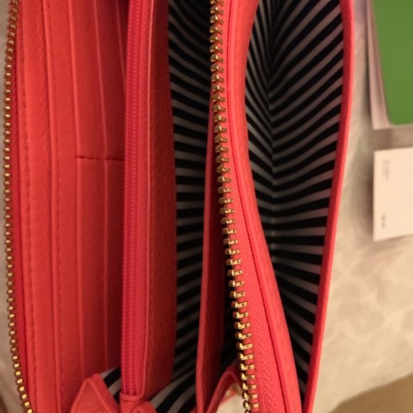 Kate Spade Wallet - Picture 4 of 5